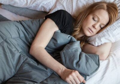 Unraveling the Comfort and Benefits of Weighted Blankets