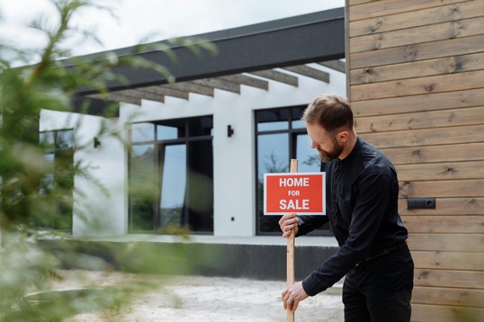 Guide to Buying or Building a Home in Queensland